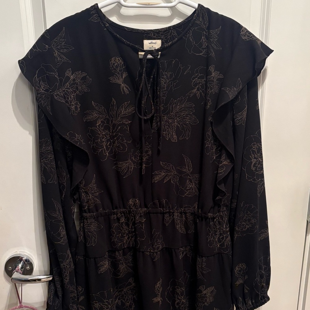 Wilfred by Aritzia Elegant Black Floral Dress - Picture 2 of 4